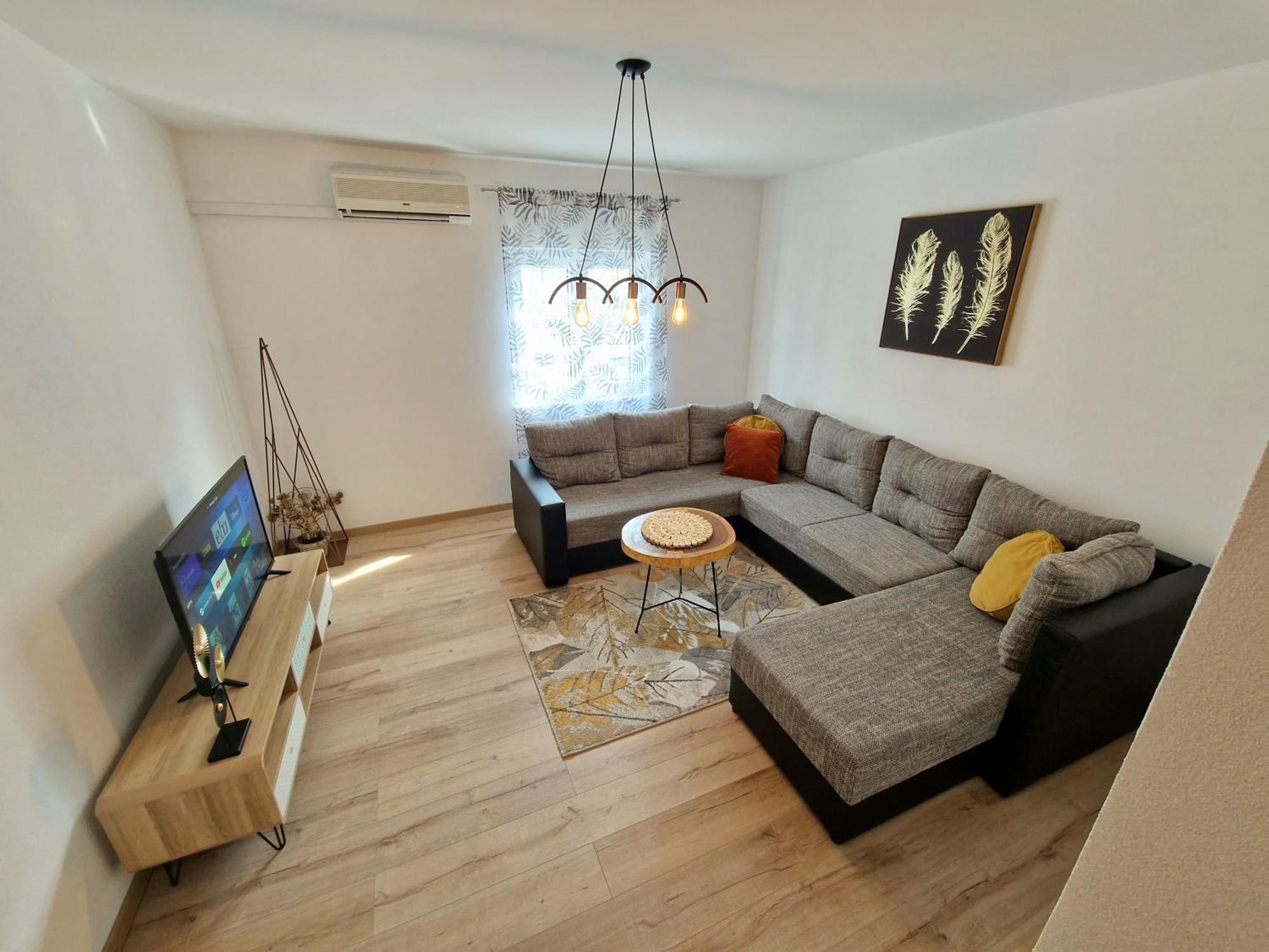 2 Bedroom Apartment Ljubica Sinj Buitenkant foto