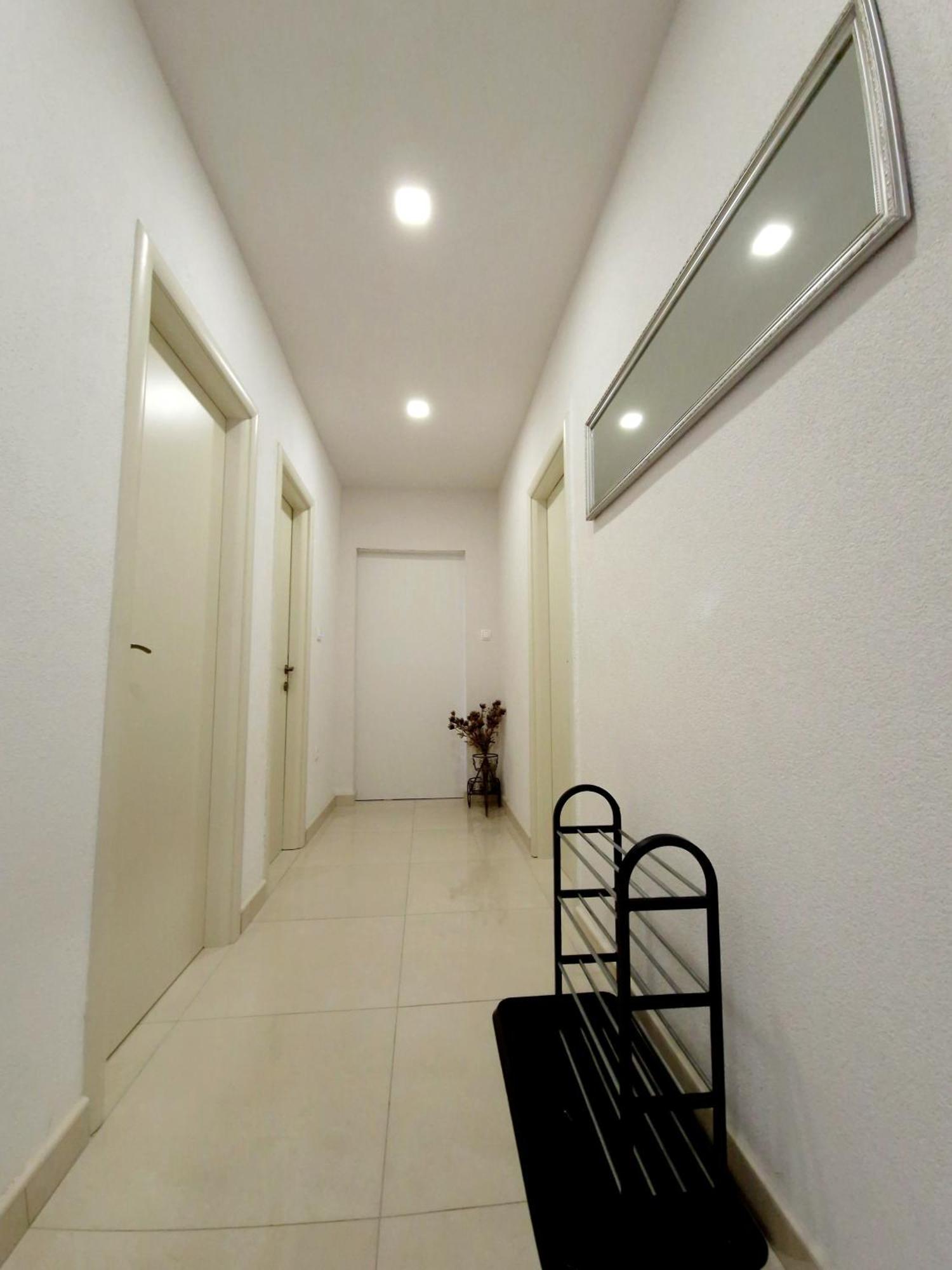 2 Bedroom Apartment Ljubica Sinj Buitenkant foto